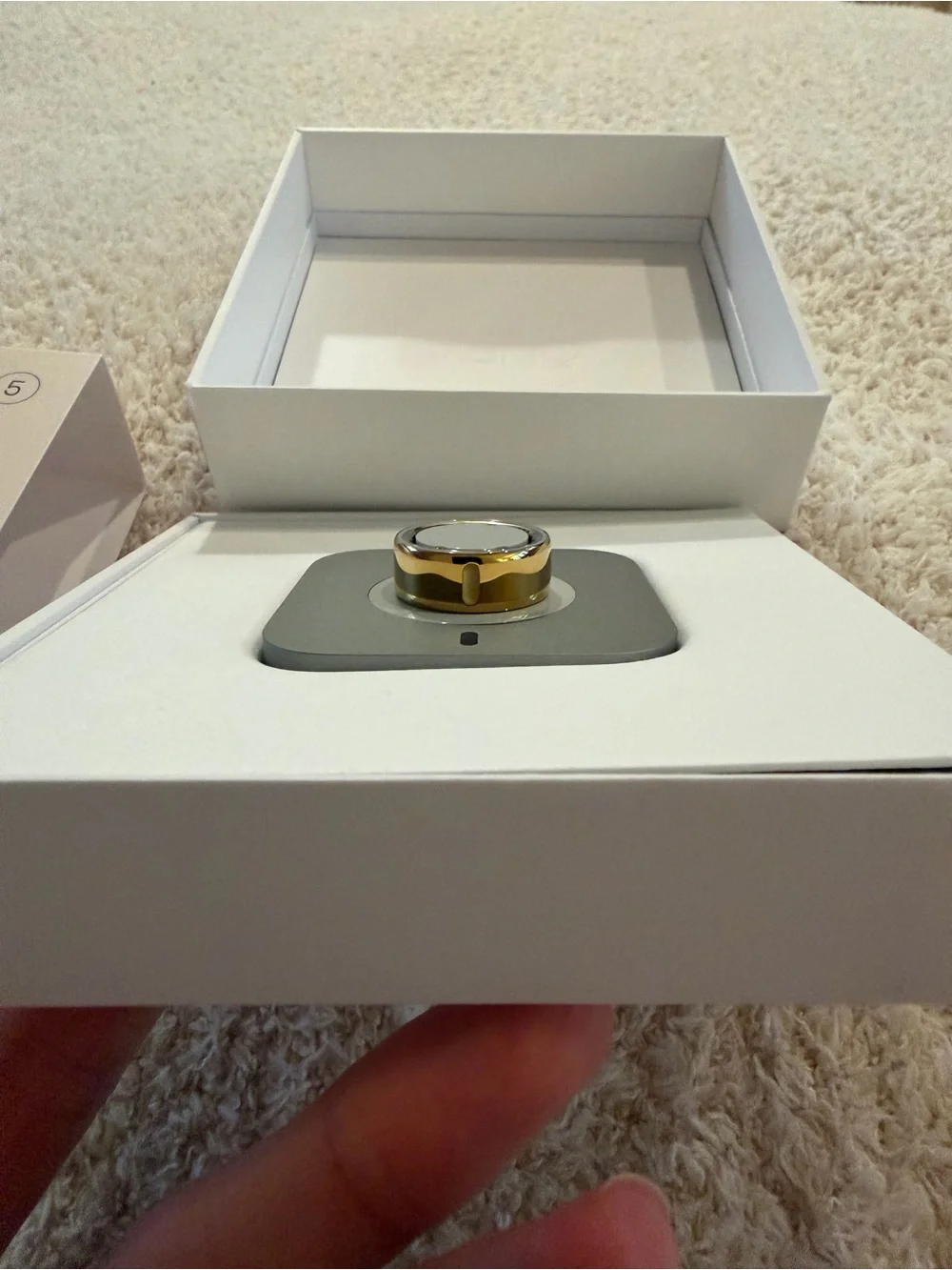 Oura Ring 4, Size 5, Gold Finish - Brand New, Unworn.